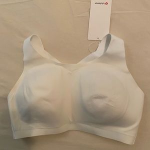 NWT Lululemon Sports Bra